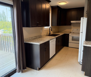 3 Bedroom Duplex in Clavet - Photo 2