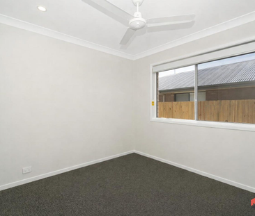 Modern Family Home in Residential Precinct - Photo 4