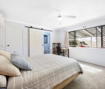 Burleigh Waters - Photo 2