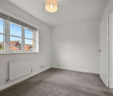 Trevithick Close, Worcester, Worcestershire, WR4 - Photo 3