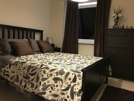 Polymond House, City Centre - Photo 2