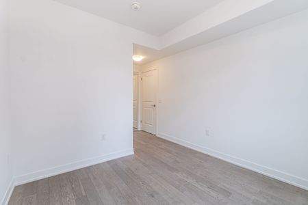 For Lease - 1062 Douglas Mccurdy Comm Court Unit# 229, Mississauga, Ontario - Photo 3