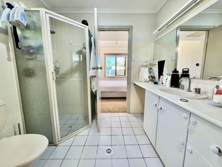 Secure Four Bedroom Family Home In Gillen - Photo 2