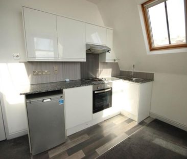 1 bedroom flat to rent - Photo 6