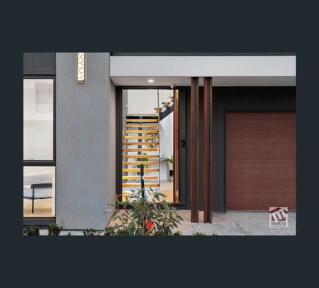 21 Claret Cres, Doncaster, Vic 3108 - Photo 2