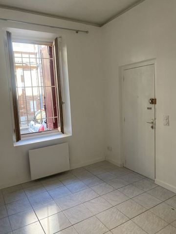Location Appartement 1 pièce 16m² ALBI 81000 - Photo 5