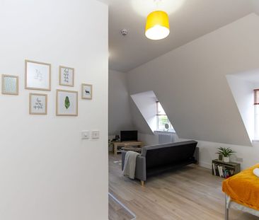 Studio Flat, Gosford Street, CV1 - Photo 2