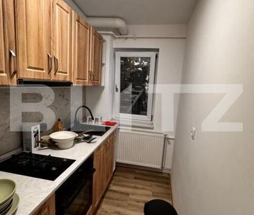 Apartament de inchiriat, cu 2 camere zona Smith - Photo 2