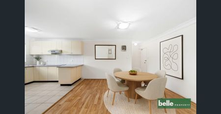 Tropical Oasis With Oversized Courtyard - Photo 2