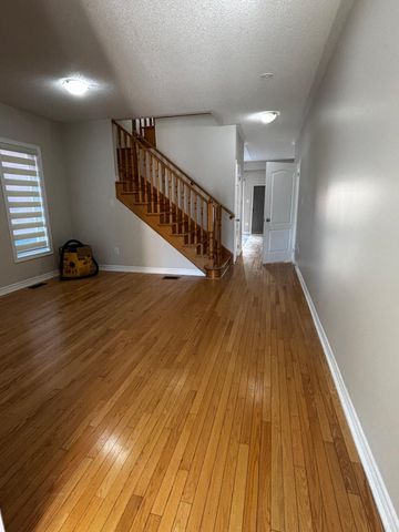 For Lease - 8 Daden Oaks Drive, Brampton, Ontario - Photo 3