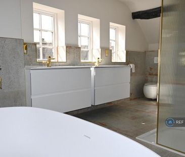 5 bedroom penthouse to rent - Photo 6