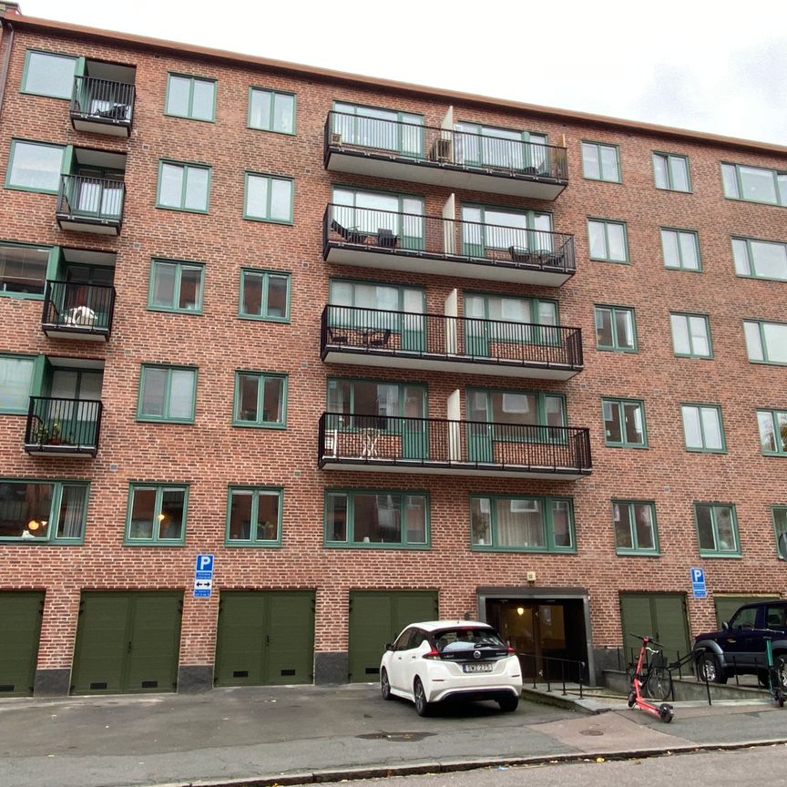 Kristinehöjdsgatan 12B - Photo 1