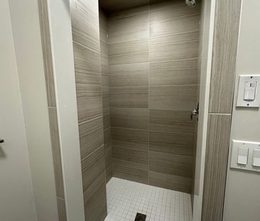 For Lease - 837 King Street Unit# 204, Hamilton, Ontario - Photo 2