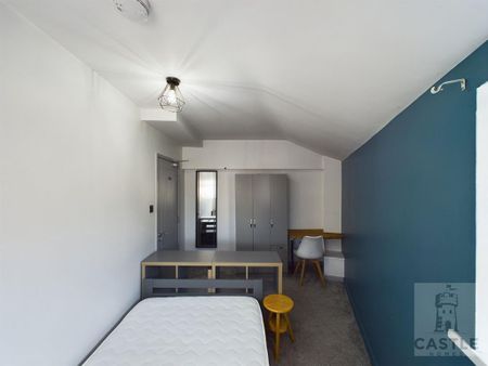 6 bedroom house of multiple occupation to rent - Photo 2
