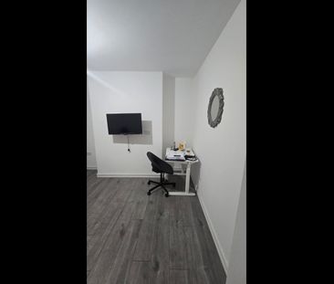 Room in a Shared House, .., CV6 - Photo 1