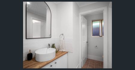 Hi, I'm Spacious and Comfy Family Home - Photo 5