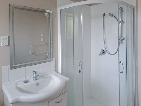 2/13 Bowen Street, Upper Riccarton Christchurch 8041 - Photo 3