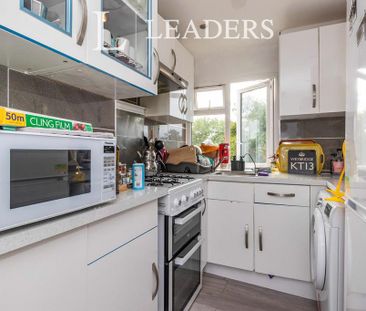 1 bedroom flat to rent - Photo 4