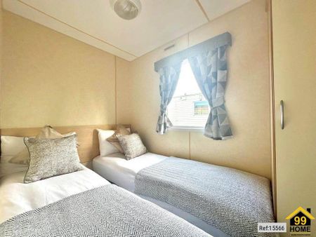 3 bed Park Home in 1 Seaview Road , St Osyth, CO16 8SG - Photo 4