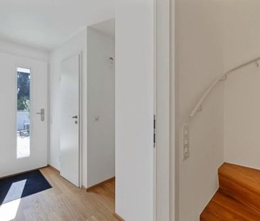 Kernsaniertes 6 1/2-Zimmer-Reihen-Einfamilienhaus an bevorzugter Lage - Photo 1