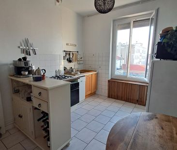 T2 - rue créqui- Dispo le 03/11 ! - Photo 5