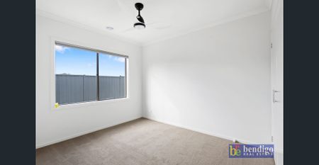 Family home in Strathfieldsaye - Photo 5