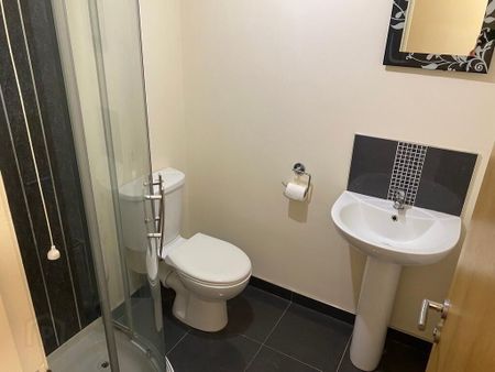 Flat 4, 24 Cromwell Road, Belfast, BT7 1JW - Photo 2