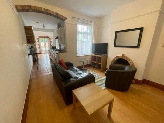 3 bedroom terraced house to rent - Photo 1
