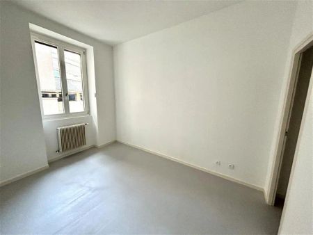 Location appartement 5 pièces - 83.9m² à Grenoble (38000) - Photo 2