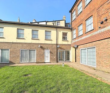 A 3 Bedroom Terraced House Instruction to Let in St Leonards-on-Sea - Photo 6