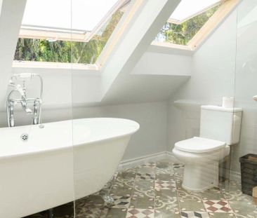 Luxury Townhouse for rent in San Pedro de Alcántara, Andalusia - Photo 6