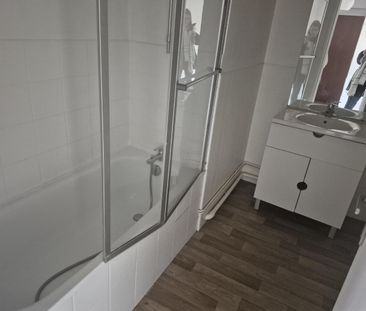 Location Appartement 48m² BOULOGNE SUR MER 62200 - Photo 6