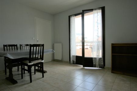 ANNECY / Location Appartement 32 m² - Meublé - Photo 2