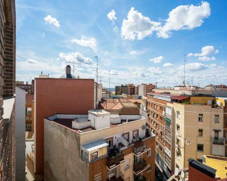 Calle de Bravo Murillo, Madrid, Community of Madrid 28020 - Photo 5