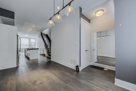 For Lease - 82 Boulton Avenue, Toronto, Ontario - Photo 3