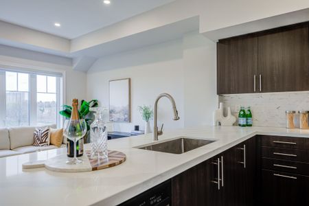 For Lease - 13 Eaton Park Lane Unit# 16, Toronto, Ontario - Photo 3