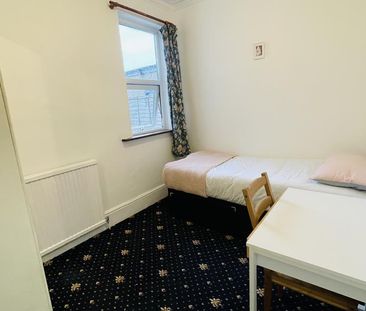 House share to rent - Photo 5