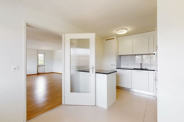 4.5 Zimmer, 102 m², 2. Stock - Photo 1