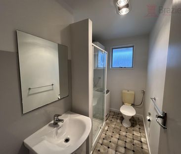 2/520 Hereford Street, Linwood - Photo 6