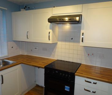 2 bedroom end of terrace house to rent - Photo 6