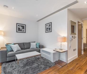 Studio to rent - Photo 1