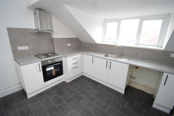 Greenbank Road, Birkenhead, CH42 - Photo 1