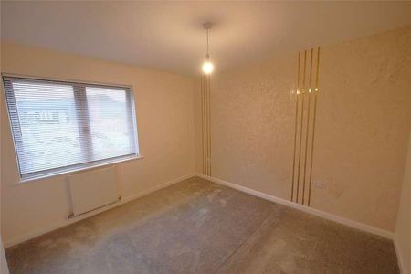 Botham House, Rollason Way, Brentwood, Essex, CM14 - Photo 2