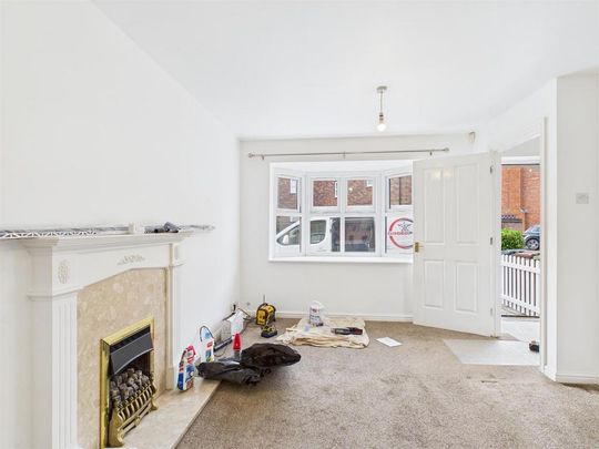 3 bedroom end of terrace house to rent - Photo 1