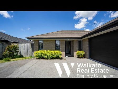 Executive Family Home - Photo 2