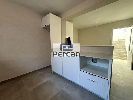 Luxury Villa for rent in El Campello, Spain - Photo 1