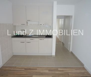 *** Helle 2 Zimmer EG-Wohnung mit Einbau-Küche *** - Photo 5