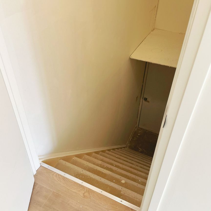 For Lease - 517 Harris Court Unit# 3, Whitby, Ontario - Photo 1