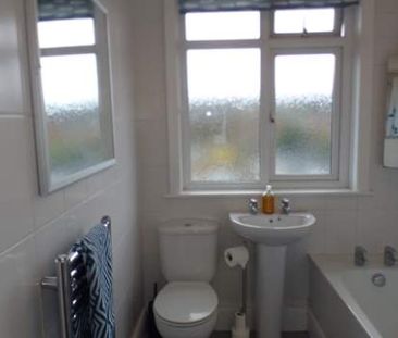 3 bedroom property to rent in Topsham - Photo 3