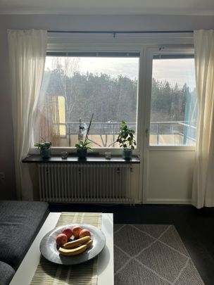 Harpsundsvägen, Bandhagen - Photo 1